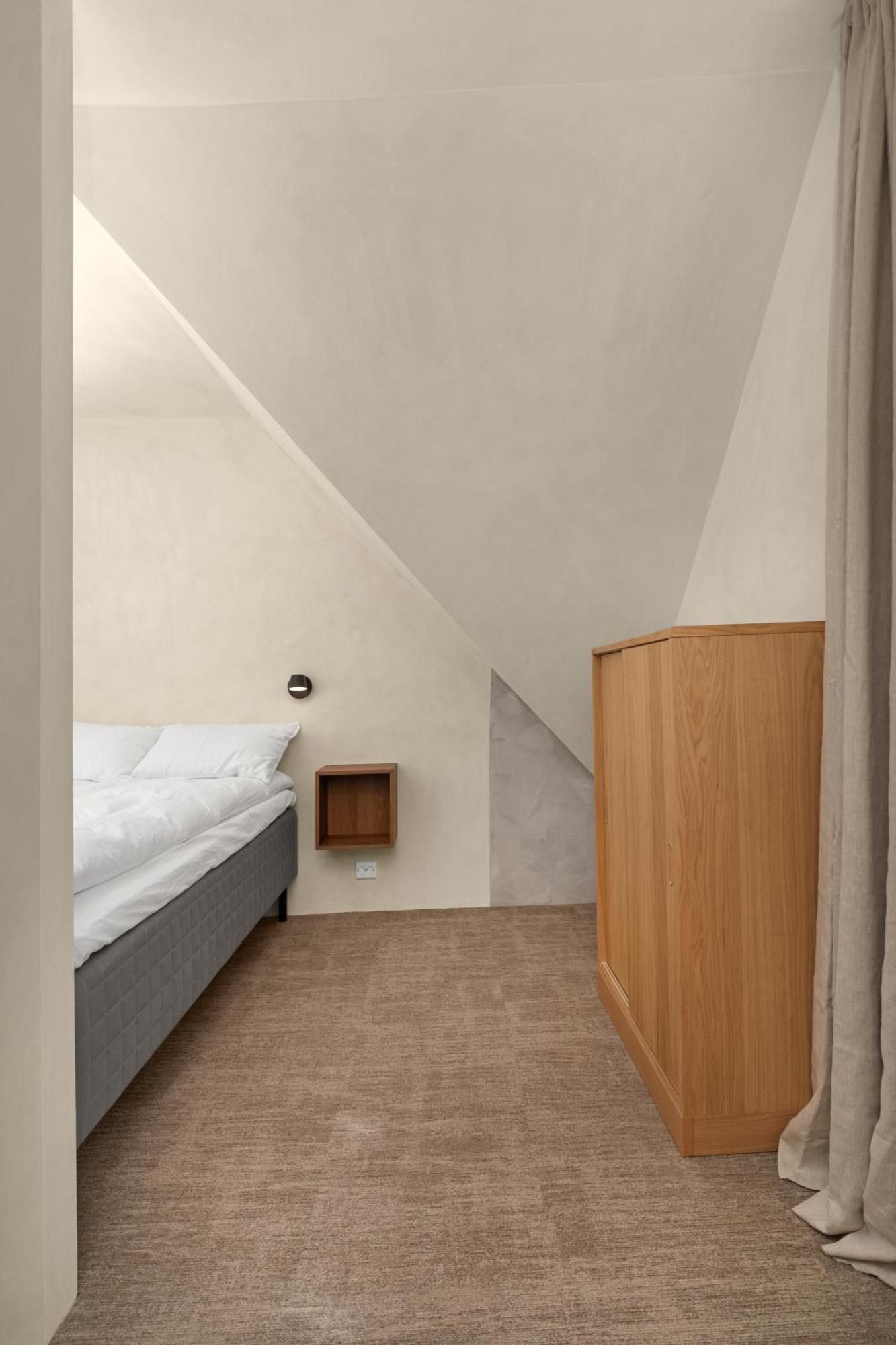 Guest house - Bedroom With Private Bathroom Stavanger