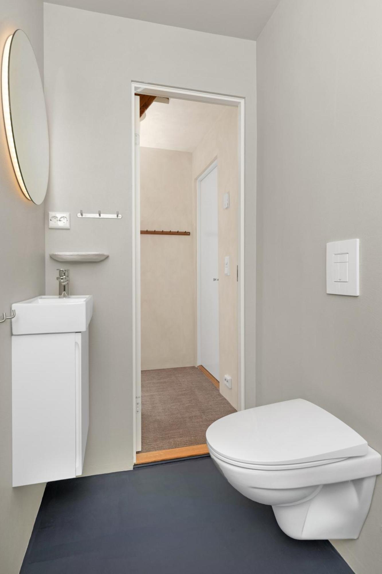 Gasthuis - Bedroom With Private Bathroom