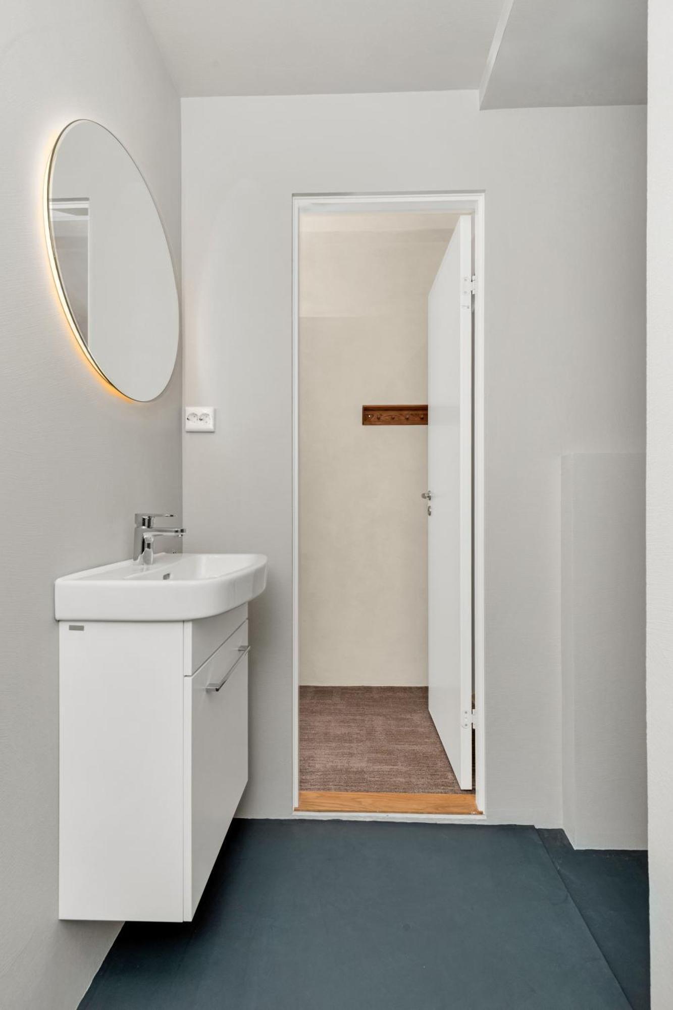 - Bedroom With Private Bathroom Guest house