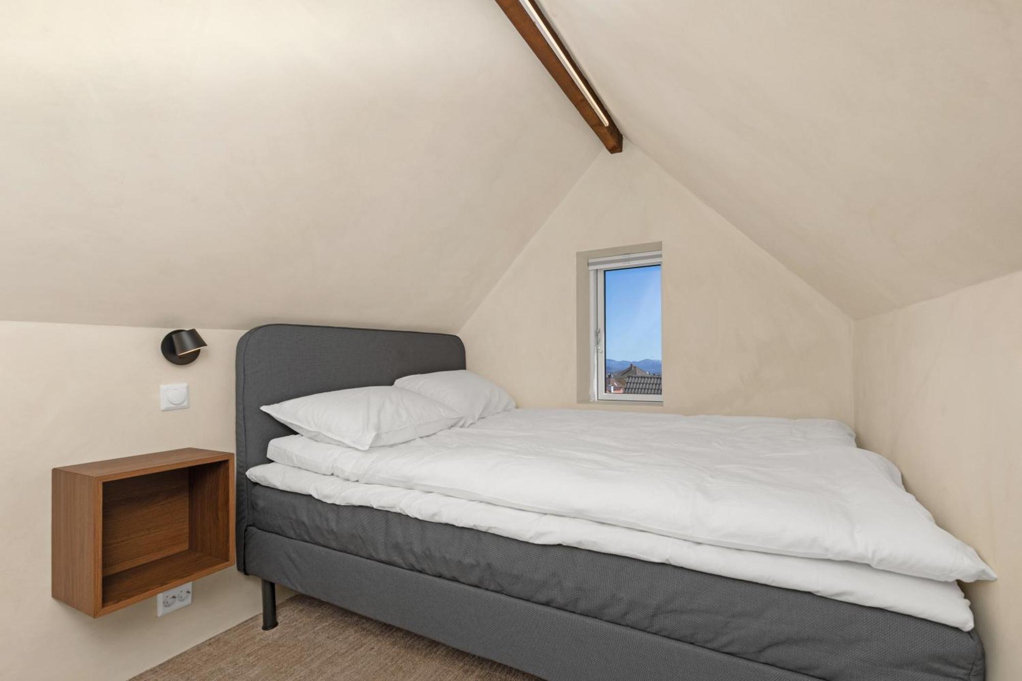 Gasthuis - Bedroom With Private Bathroom *